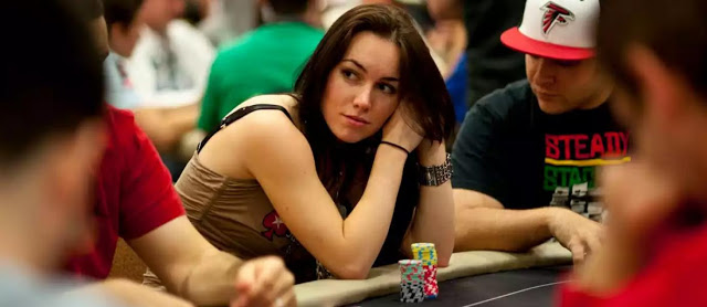 Tiffany Michelle Wanita Cantik Yang Pintar Bermain Poker